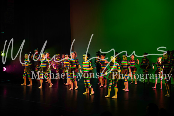 Centre Stage 20th 1076