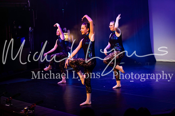 Centre Stage 20th 1287