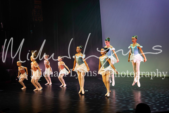 Centre Stage 20th 1341