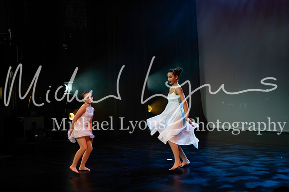 Centre Stage 20th 1374