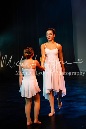 Centre Stage 20th 1385