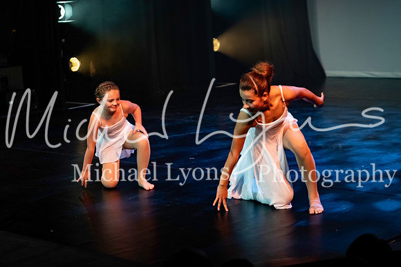 Centre Stage 20th 1381