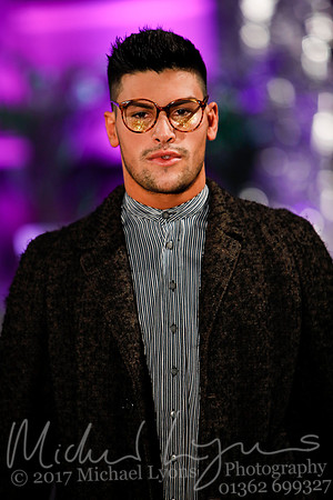 © Michael Lyons Photography  NFW2017 Vintage 330