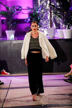 © Michael Lyons Photography  NFW2017 Vintage 364