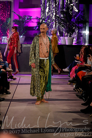 © Michael Lyons Photography  NFW2017 Vintage 520